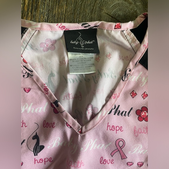Baby Phat scrub top ✨ - Picture 2 of 6